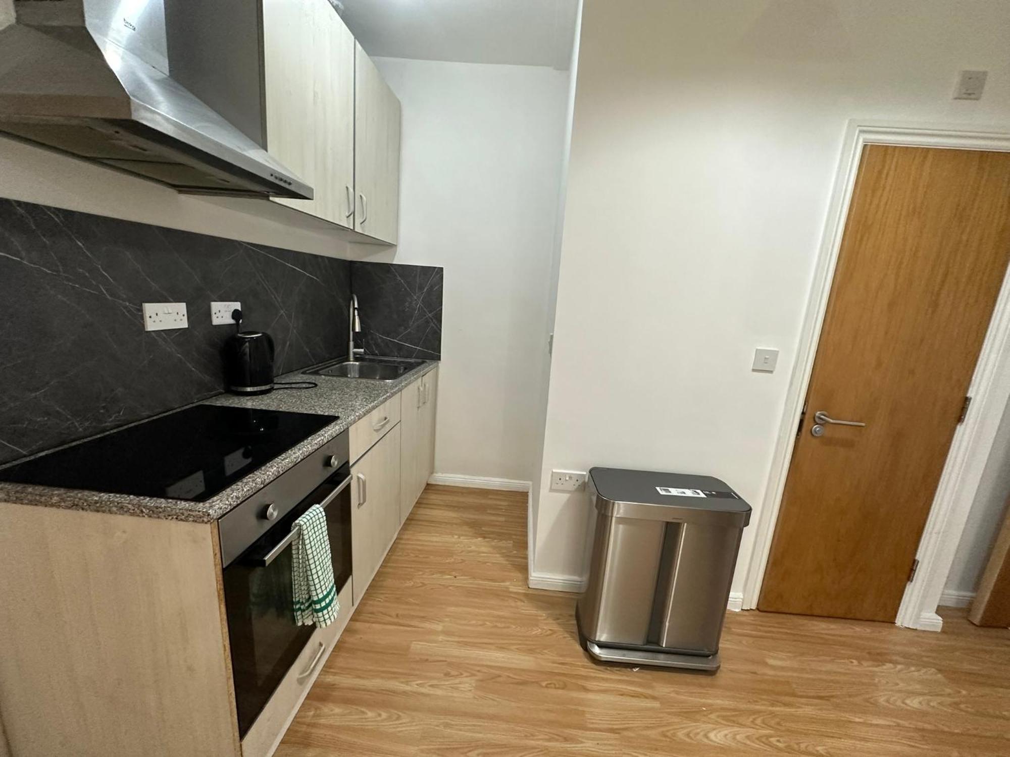 North London A Spacious 7 Bedroom House Accommodating Up To 18 People Complete With Own Gym And Table Tennis Extérieur photo